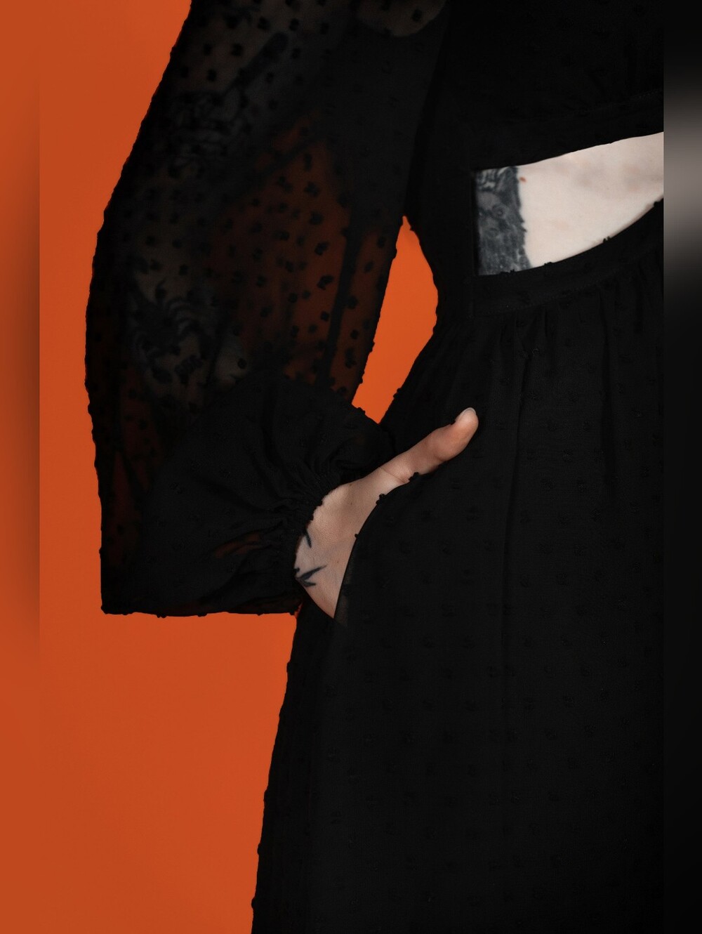 Lively Ghosts Celestra Dress - Picture 8 of 14
